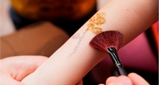 Glitter Tattoo at Center Parcs De Eemhof