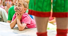 Puppet show at Center Parcs De Huttenheugte
