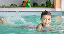 Swimming activities at Landal Amerongse Berg