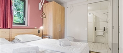 6-person farmhouse residence 6CT6 at Landal Het Land van Bartje