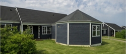 8-12-person bungalow 8-12B at Landal Rønbjerg