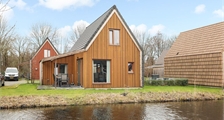 6-person water residence 6C2-Bentwoud at Landal De Reeuwijkse Plassen